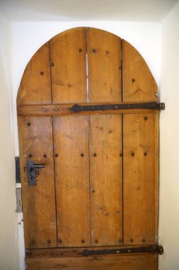                                Gemany bir parkta eski bir kalede Kale kapısı