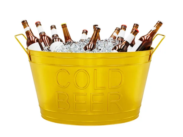 Garrafas de cerveja gelada no gelo do balde — Fotografia de Stock
