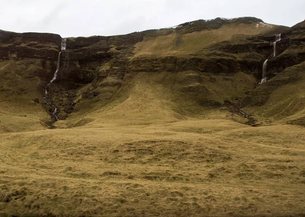 风景以冰岛的山的看法 — 图库照片