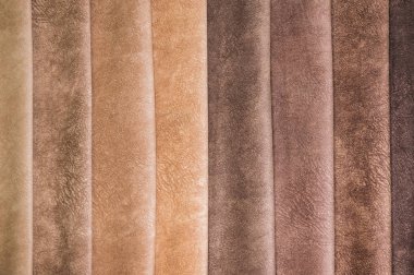 Mobilya ve giyim Döşeme renkli ve parlak kumaş örnekleri. Bir palet Tekstil soyut çizgiler farklı renkteki Close-up