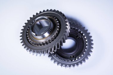 Vites kutusu için iki yeni dişli. Mekanik arkaplan parlak detay