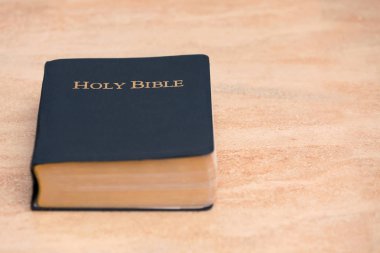 Kum taşı Kutsal İncil'in en iyi görünümü