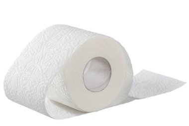 Beyaz arka planda beyaz tuvalet kağıdı rulosu