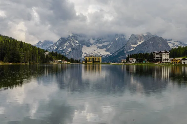 Spring Landscape Misurina Lake Dolomiti Region Cloudy Day Italy — Stock Photo, Image