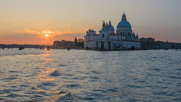 Güzel Güneşli Görünümünü Venice Venice Simgesel Yapı Punta Della Dogana — Stok fotoğraf