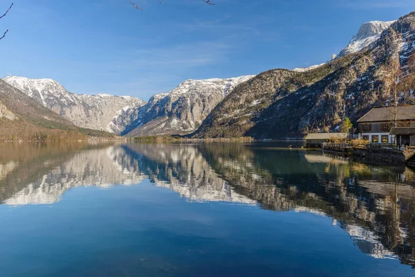 Panoramatickou Vyhlídku Rakouských Alpách Hallstattu Horské Vesnice Jezera Hallstatt Slunečný — Stock fotografie