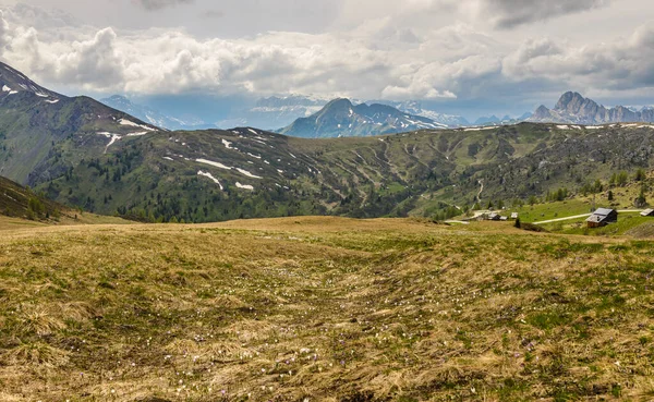 Wiosenny Krajobraz Passo Giau Pobliżu Cortina Ampezzo Alpy Dolomity Włochy — Zdjęcie stockowe