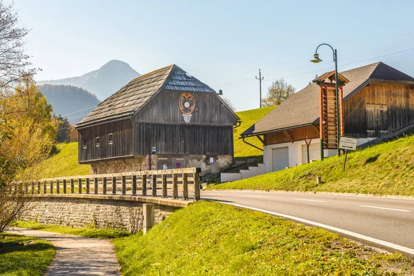 Eski Ahşap Çiftlik Mimarisi Grunlesee Styria Avusturya — Stok fotoğraf
