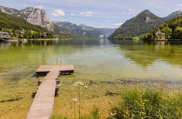 Jezero Grundlsee Létě Village Grundlsee Region Salzkammergut Okres Liezen Štýrsko — Stock fotografie