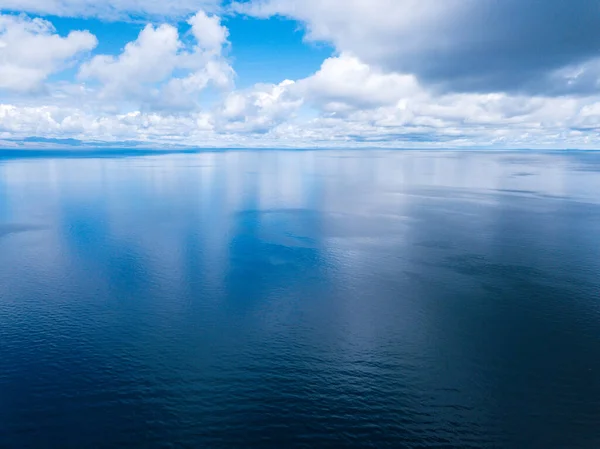 Повітряний Постріл Озера Тітікака Сонячний День Хмарами Небі Болівія — стокове фото
