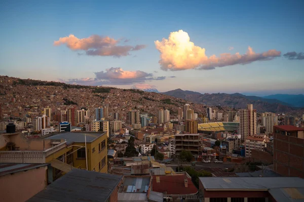 Πόλη Της Paz Κατά Διάρκεια Του Ηλιοβασιλέματος Βολιβία — Φωτογραφία Αρχείου