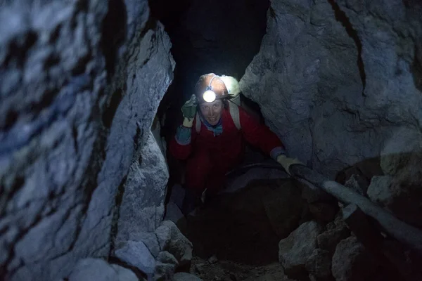 Touristinnen Erklimmen Felsen Der Mine Der Kooperative Die Sich Berg — Stockfoto