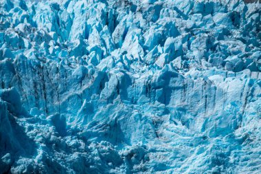 Mavi buzul dokusu. Quelat Ulusal Parkı 'ndaki Asılı Buzul' un bir parçası, Patagonya, Şili