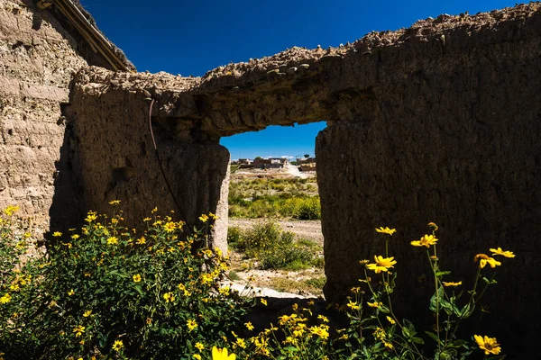 Maison Abandonnée Faite Matériaux Simples Dans Village Poopo Bolivie — Photo