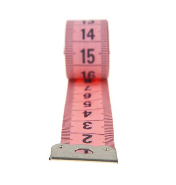Beyaz arka plan üzerinde izole kırmızı metre