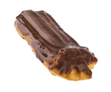 Beyaz arka plan üzerinde izole çikolata kaplı muhallebi