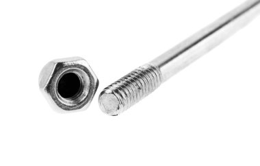 Metal cıvata beyaz arkaplanda izole edildi