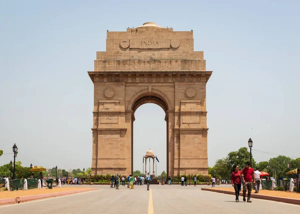 Nueva Delhi India Circa Abril 2017 Turistas Visitando Puerta India — Foto de Stock