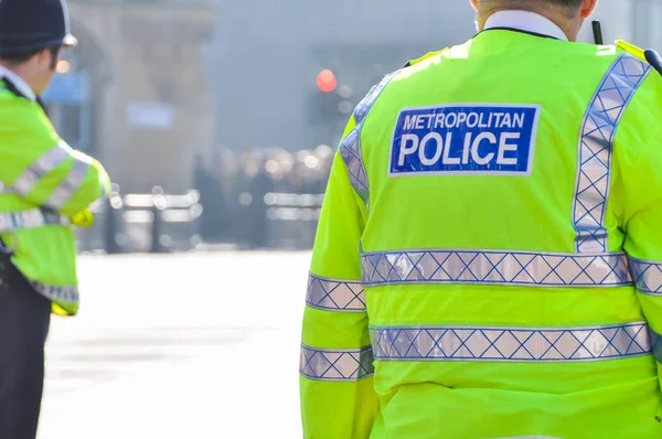 Polícia Metropolitana em London, Inglaterra, Reino Unido — Fotografia de Stock