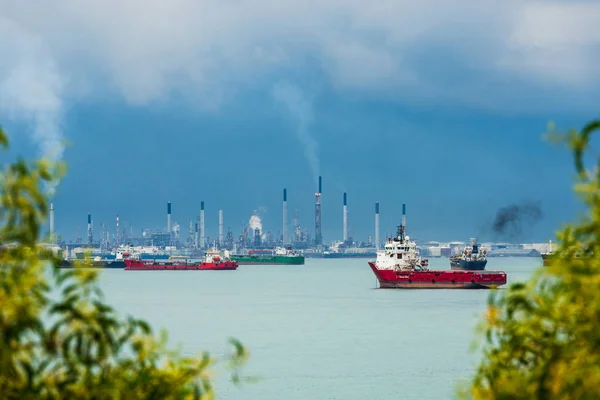 Vista del estrecho de Singapur —  Fotos de Stock