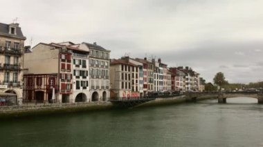 Bayonne, Fransa 'daki Nive Nehri
