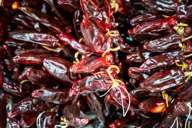 Kurutulmuş Espelette biberleri