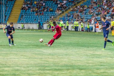 Odessa, Ukrayna - 9 Ağustos 2018: Uefa Avrupa Ligi 2018 Fc Mariupol (Ukrayna) - Fc Girondins de Bordeaux (Fransa) gergin bir futbol maçı Avrupa Ligi. Bordeaux - Fransa - kırmızı
