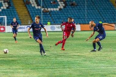 Odessa, Ukrayna - 9 Ağustos 2018: Uefa Avrupa Ligi 2018 Fc Mariupol (Ukrayna) - Fc Girondins de Bordeaux (Fransa) gergin bir futbol maçı Avrupa Ligi. Bordeaux - Fransa - kırmızı