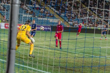 Odessa, Ukrayna - 9 Ağustos 2018: Uefa Avrupa Ligi 2018 Fc Mariupol (Ukrayna) - Fc Girondins de Bordeaux (Fransa) gergin bir futbol maçı Avrupa Ligi. Bordeaux - Fransa - kırmızı