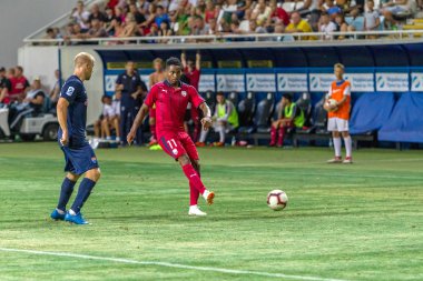 Odessa, Ukrayna - 9 Ağustos 2018: Uefa Avrupa Ligi 2018 Fc Mariupol (Ukrayna) - Fc Girondins de Bordeaux (Fransa) gergin bir futbol maçı Avrupa Ligi. Bordeaux - Fransa - kırmızı
