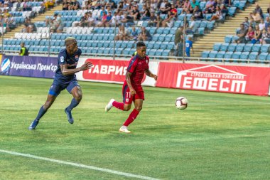 Odessa, Ukrayna - 9 Ağustos 2018: Uefa Avrupa Ligi 2018 Fc Mariupol (Ukrayna) - Fc Girondins de Bordeaux (Fransa) gergin bir futbol maçı Avrupa Ligi. Bordeaux - Fransa - kırmızı