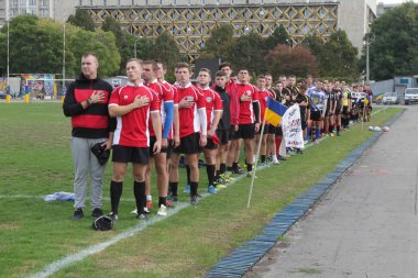 Odessa, Ukrayna - 29 Eylül 2018: Final Oyunları Şampiyonası Ukrayna'nın en güçlü takımları Rugby-7. Rugby topu alan üzerinde. Rugby topu için ağır mücadele sahip. Takım sporcular oyuncular sahada
