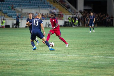 Odessa, Ukrayna - 9 Ağustos 2018: Avrupa Ligi Uefa Avrupa Ligi 2018 Fc Girondins de Bordeaux (Fransa) futbol maçı. Bordeaux - Fransa - ısınma, Fc Mariupol Ukrayna ile maçtan önce eğitim