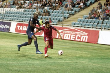 Odessa, Ukrayna - 9 Ağustos 2018: Avrupa Ligi Uefa Avrupa Ligi 2018 Fc Girondins de Bordeaux (Fransa) futbol maçı. Bordeaux - Fransa - ısınma, Fc Mariupol Ukrayna ile maçtan önce eğitim