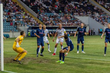 Odessa, Ukrayna - 3 Ağustos 2018: Djurgardens Eğer İsveç futbol kulübü Fc Mariupol Ukrayna ile oyun Uefa Avrupa Ligi sırasında. Futbol oyuncuları Djurgardens Eğer Stadı'nda oynamak