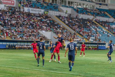 Odessa, Ukrayna - 9 Ağustos 2018: Avrupa Ligi Uefa Avrupa Ligi 2018 Fc Girondins de Bordeaux (Fransa) futbol maçı. Bordeaux - Fransa - ısınma, Fc Mariupol Ukrayna ile maçtan önce eğitim