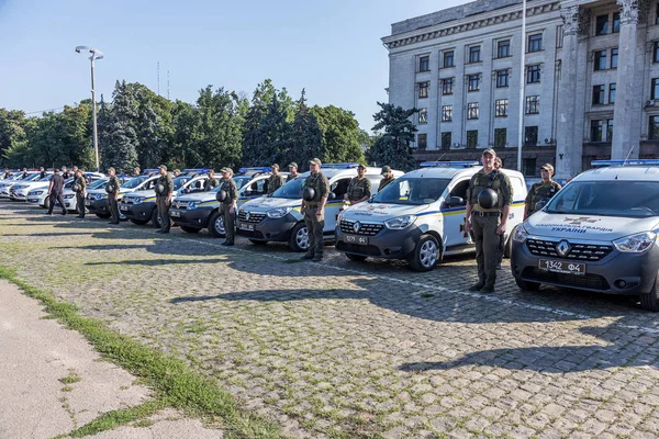 Odessa Ukraina Sierpień 2018 Konwoju Samochodów Specjalistycznych Policji Funkcjonariuszy Policji — Zdjęcie stockowe