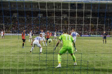 Odessa, Ukrayna - 21 Temmuz 2018. Dinamo Kiev ve Shahtar Donetsk Premier lig liderleri şiddetli ilkeli duygusal maçında Ukrayna Super Kupası maç sırasında