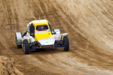 Odessa, Ukrayna - 29 Haziran: Ukrayna Kupası Şampiyonası motocross yarış pisti Zhivagova dağ, Odessa. Yetişkin biniciler ve çocuklar, 29 Haziran 2013 Odessa, Ukrayna