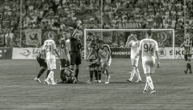 Odessa, Ukrayna - 21 Temmuz 2018. Dinamo Kiev ve Shahtar Donetsk Premier lig liderleri şiddetli ilkeli duygusal maçında Ukrayna Super Kupası maç sırasında