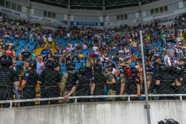 Odessa Oekraïne Juli 2018 Een Menigte Van Voetbal Toeschouwers Het — Stockfoto