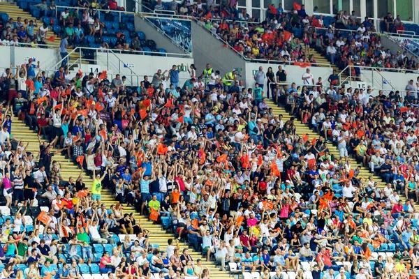 Odessa Ukrajna Augusztus 2015 Futball Rajongók Nézők Lelátókon Stadion Érzelmileg — Stock Fotó