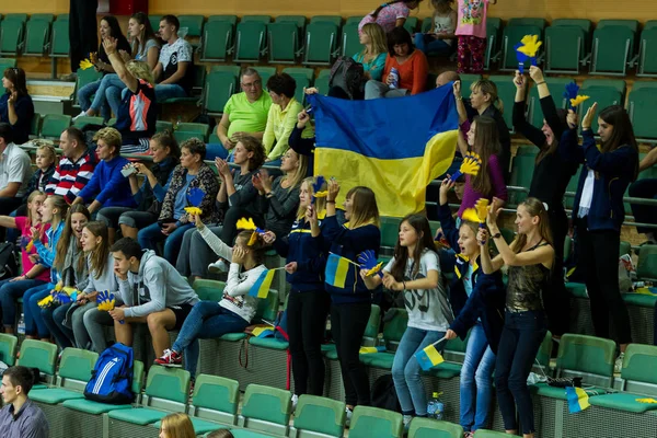 Odessa Oekraïne September 2016 Toeschouwers Tribunes Tijdens Het Vrouwen Volleybal — Stockfoto