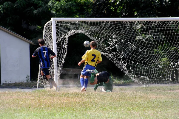 Odessa Ukraina Augusti 2010 Barn Spela Fotboll Skolans Fotbollsplan Akut — Stockfoto