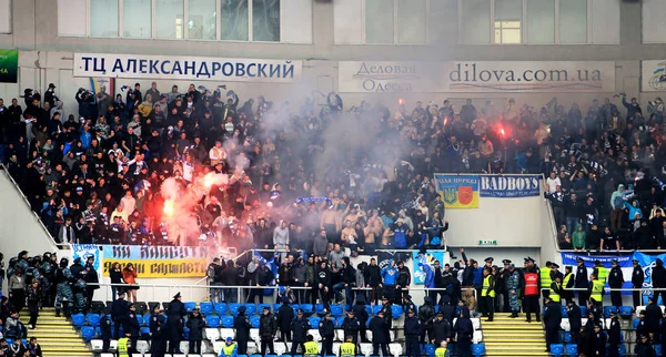 Odessa Ukraine Iulie 2013 Fanii Emoționali Fotbalului Susțin Echipa Stadion — Fotografie, imagine de stoc