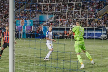 Odessa, Ukrayna - 21 Temmuz 2018. Dinamo Kiev ve Shahtar Donetsk Premier lig liderleri şiddetli ilkeli duygusal maçında Ukrayna Super Kupası maç sırasında