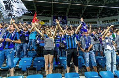 Odessa, Ukrayna - 10 Temmuz 2013: duygusal ultras futbolseverleri sırasında oyun Shakhtar Donetsk ve Chernomorets, 10 Temmuz 2013, Odessa, Ukrayna