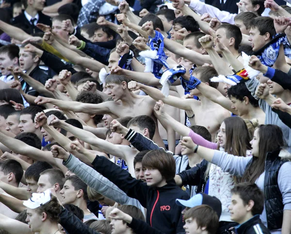 Oděsa Ukrajina Července 2013 Emocionální Fotbaloví Fanoušci Podporují Tým Stadionu — Stock fotografie