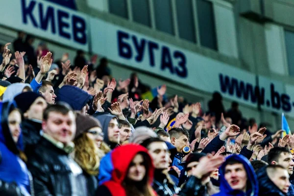 Odessa Ukraine März 2016 Fußballfans Und Zuschauer Auf Den Tribünen — Stockfoto