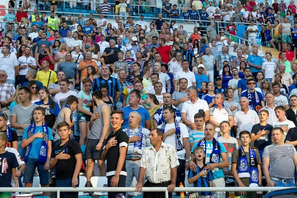 敖德萨 乌克兰 2015年8月2日 体育场看台上的球迷和观众生病期间 Futobolnogo 比赛发电机基辅 布尔敖德萨 — 图库照片